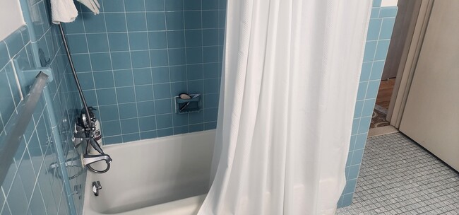 Building Photo - 78 Tucker Ave