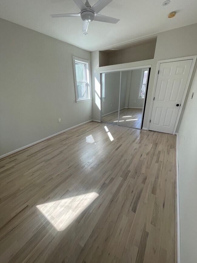 Building Photo - 3131 11th St NW