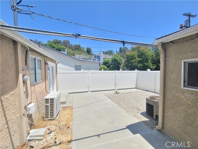 Building Photo - 21912 Celes St