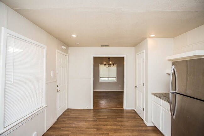 Building Photo - "Charming 4-Bedroom Home with Granite Touches & Gleaming Hardwood Floors in Lubbock!"