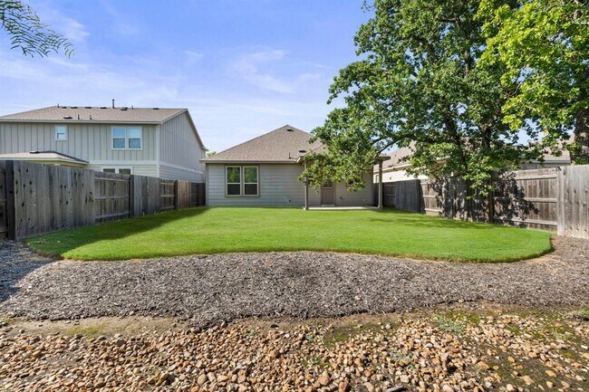 Building Photo - 537 Bonnet Blvd