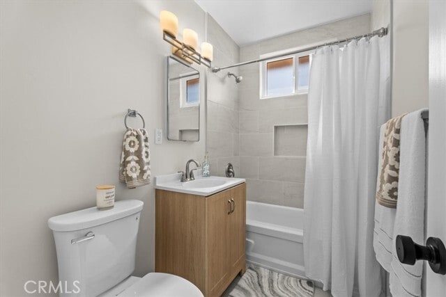 Building Photo - 16421 Woodruff Ave