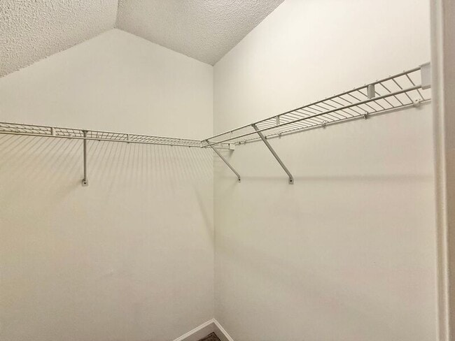 Building Photo - 9412 Springdale Dr