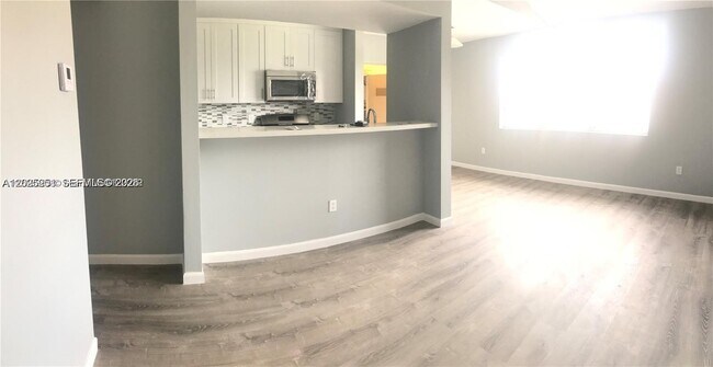 Building Photo - 15285 SW 107th Ln