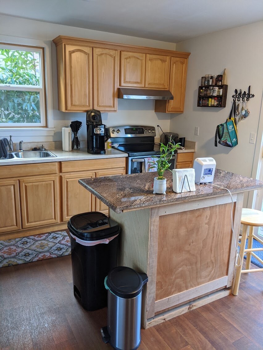 Building Photo - 9749 Sand Point Way NE