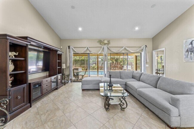 Building Photo - 13679 Callington Dr