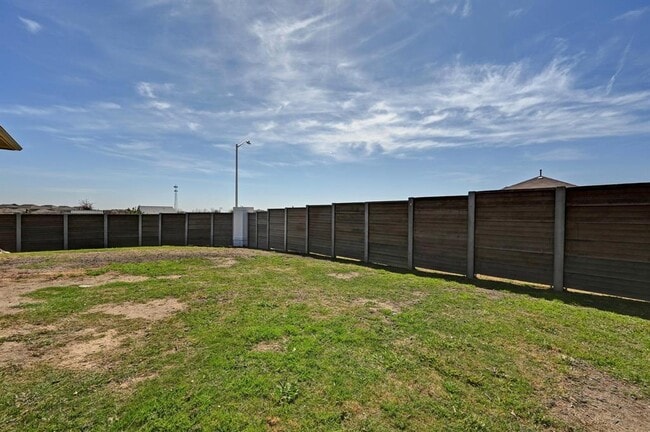 Building Photo - 296 Cherry Laurel Ln