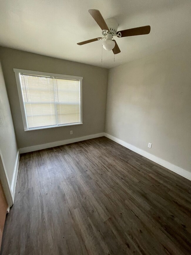 Building Photo - Home for rent!