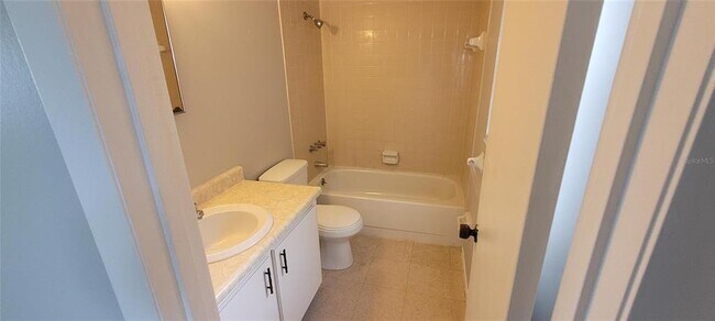 Building Photo - 100 Lerma Ct