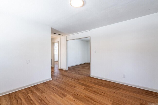 Building Photo - 511 S Grant St