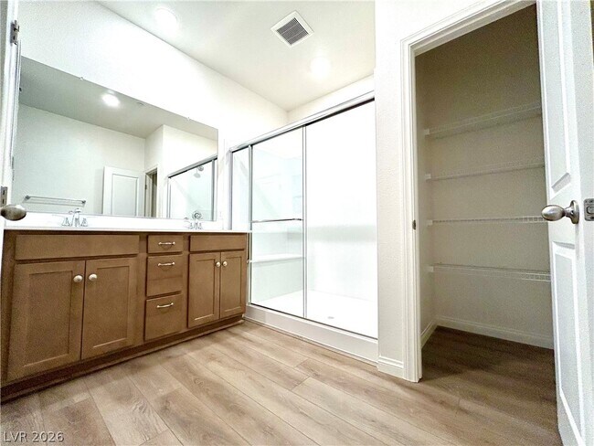 Building Photo - 12504 Kings Crk Pl