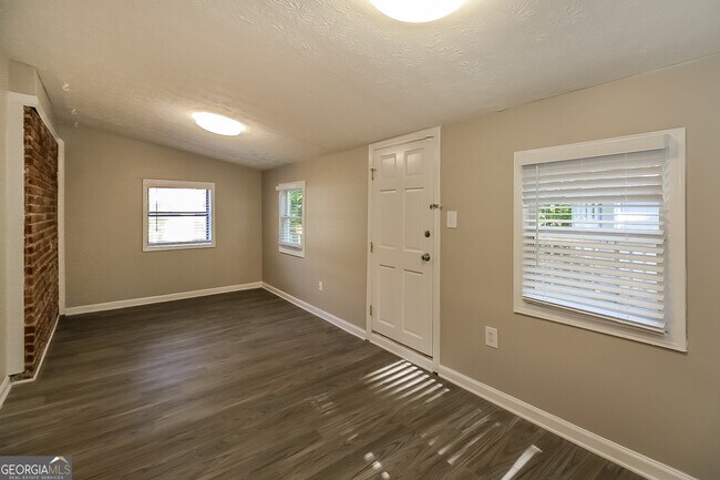 Building Photo - 2745 Westford Ct SW