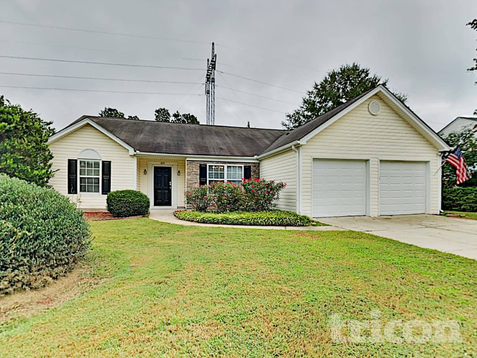 Building Photo - 425 Crested View Dr