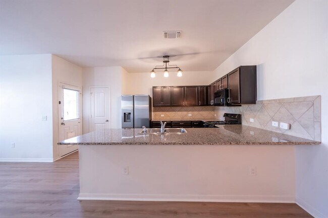 Building Photo - 1407 Brashear Ct
