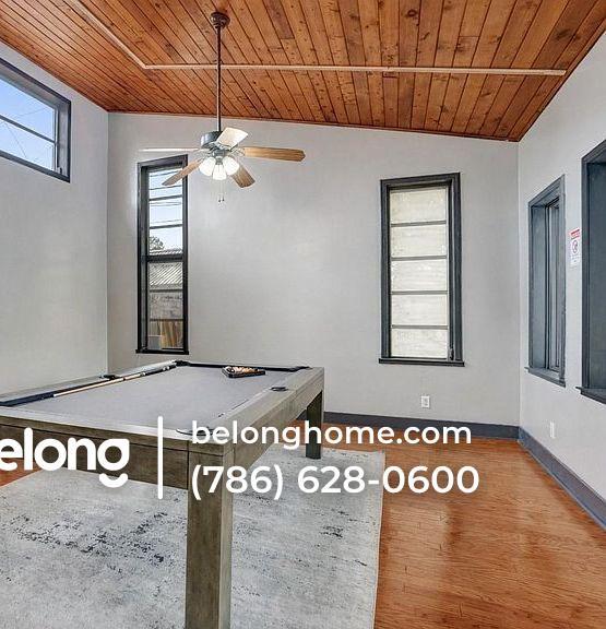 Building Photo - 5380 SW 8th Ct