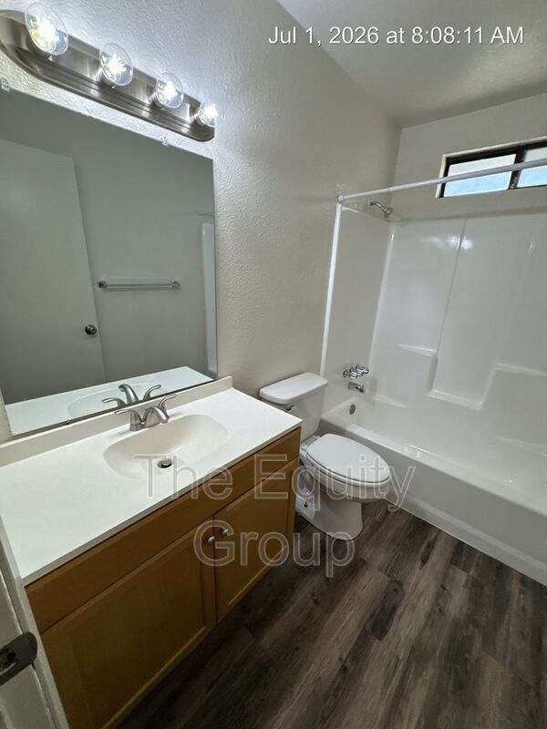 Building Photo - 10931 Thompson Dr