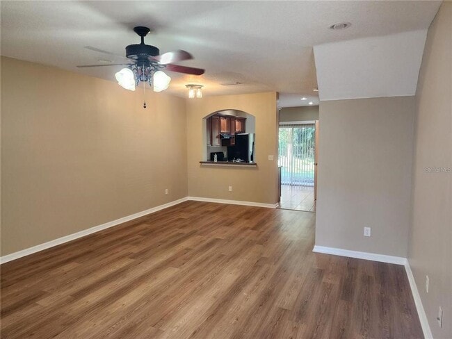 Building Photo - 15924 Fishhawk Creek Ln
