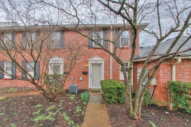 Building Photo - 523 Harding Pl