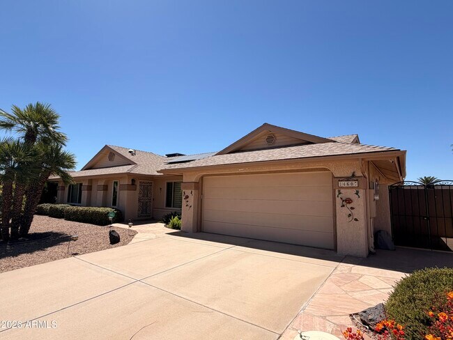 Building Photo - 14607 W Yosemite Dr