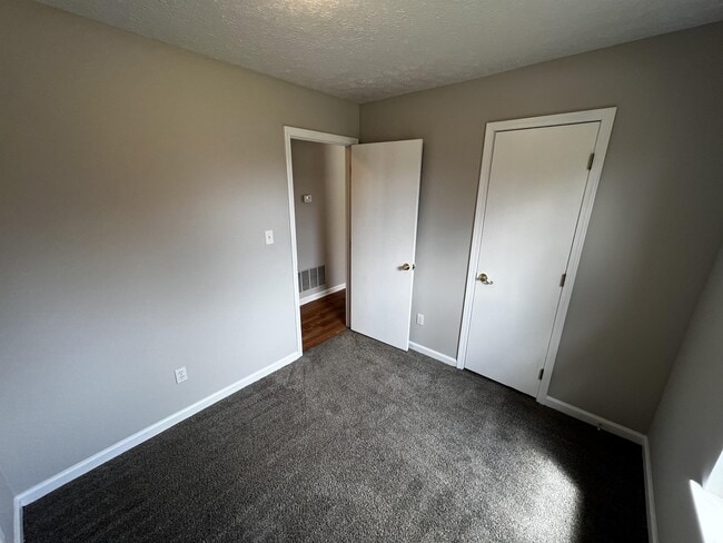 Building Photo - 9408 Pirouette Ave