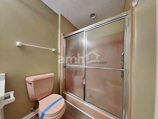 Building Photo - 510 Arlington Dr