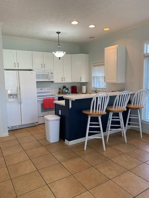 Building Photo - 114 S Yaupon Dr