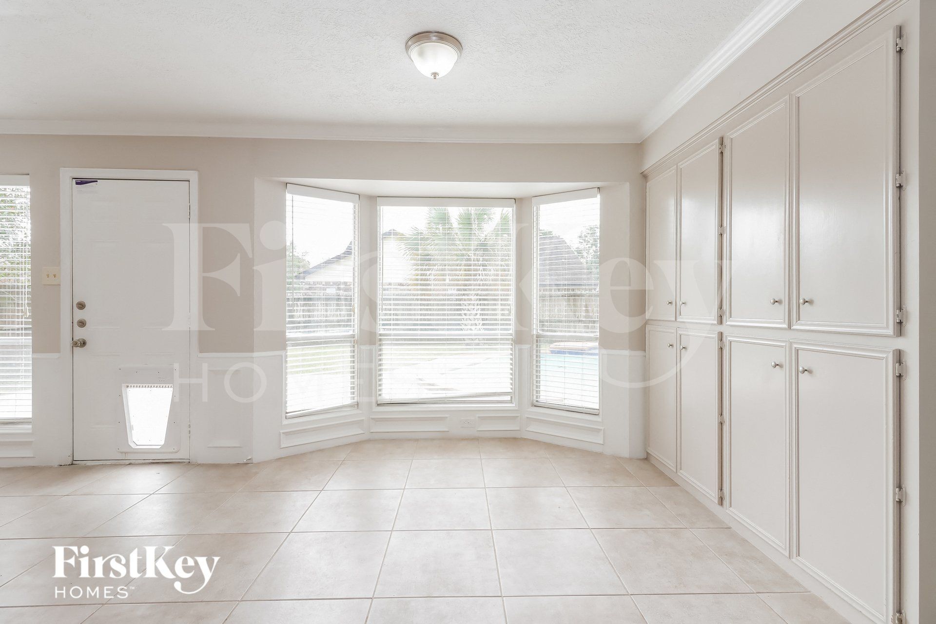 Building Photo - 1403 Diana Ct