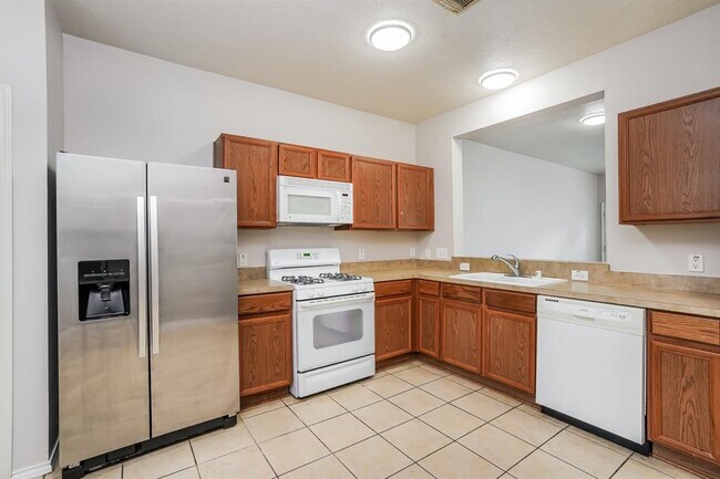 Building Photo - 23731 Pebworth Pl