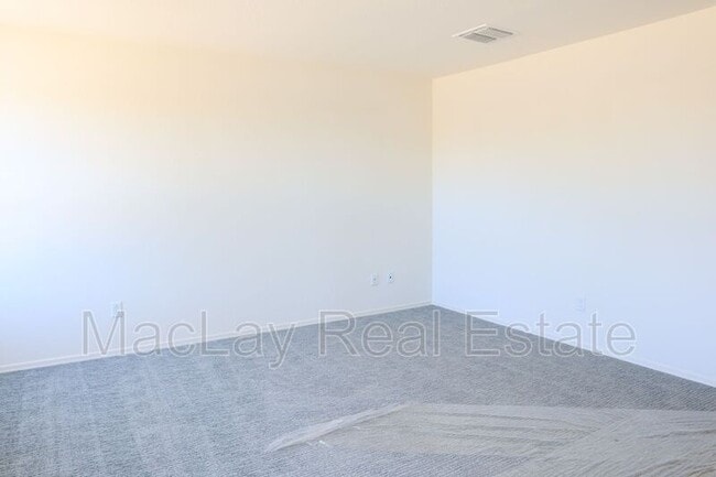 Building Photo - 2783 N Mulberry Pl