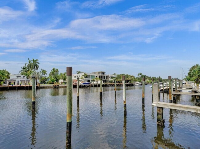 Building Photo - 37 Hendricks Isle
