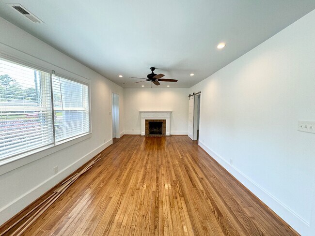 Building Photo - 4807 Wrightsville Ave