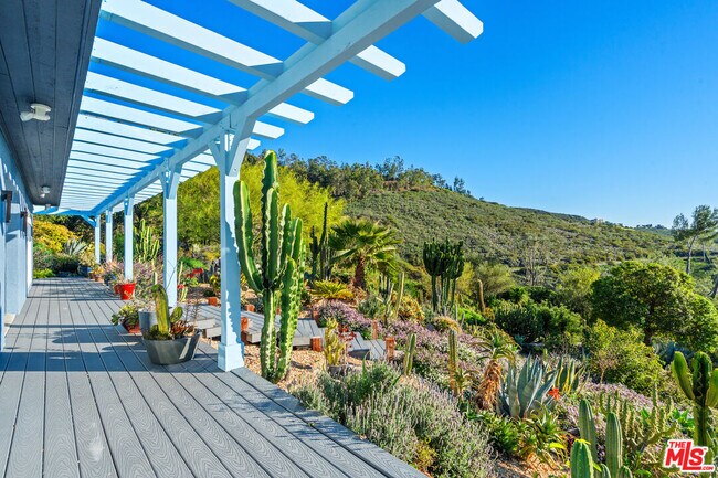 Building Photo - 9402 Houston Rd