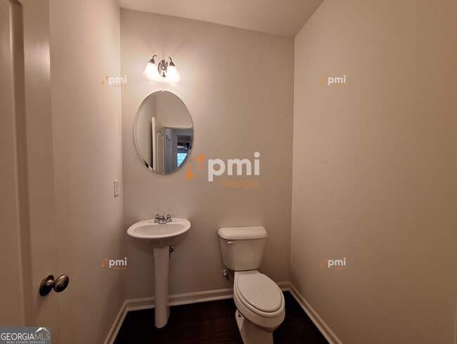 Building Photo - 7598 Bucknell Terrace