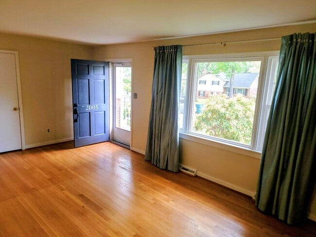 Building Photo - Delightful 3 Bedroom Home for Rent in Henrico