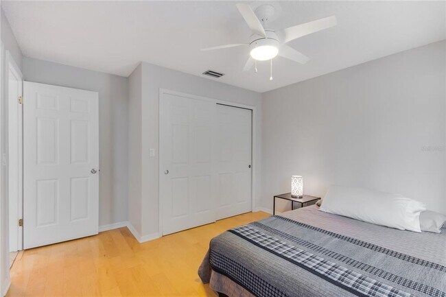 Building Photo - 720 Killarney Bay Ct