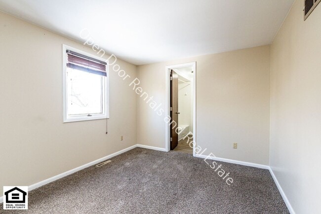 Building Photo - 10512 Brandywine Dr