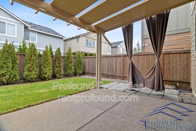 Building Photo - 17323 SW Kite Ln