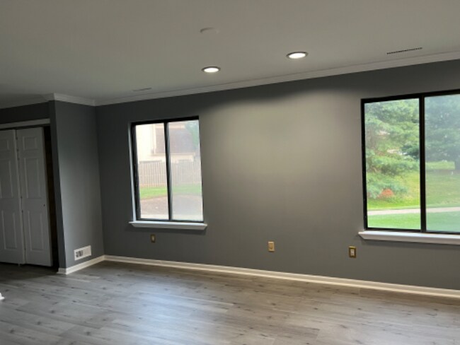 Building Photo - 107 Gate House Ln