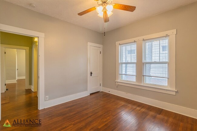 Building Photo - 1621 Leavenworth St