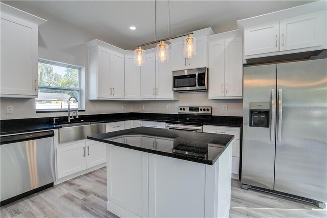 Building Photo - 5630 Queener Ave