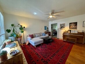 Building Photo - 202 W Poplar Ave