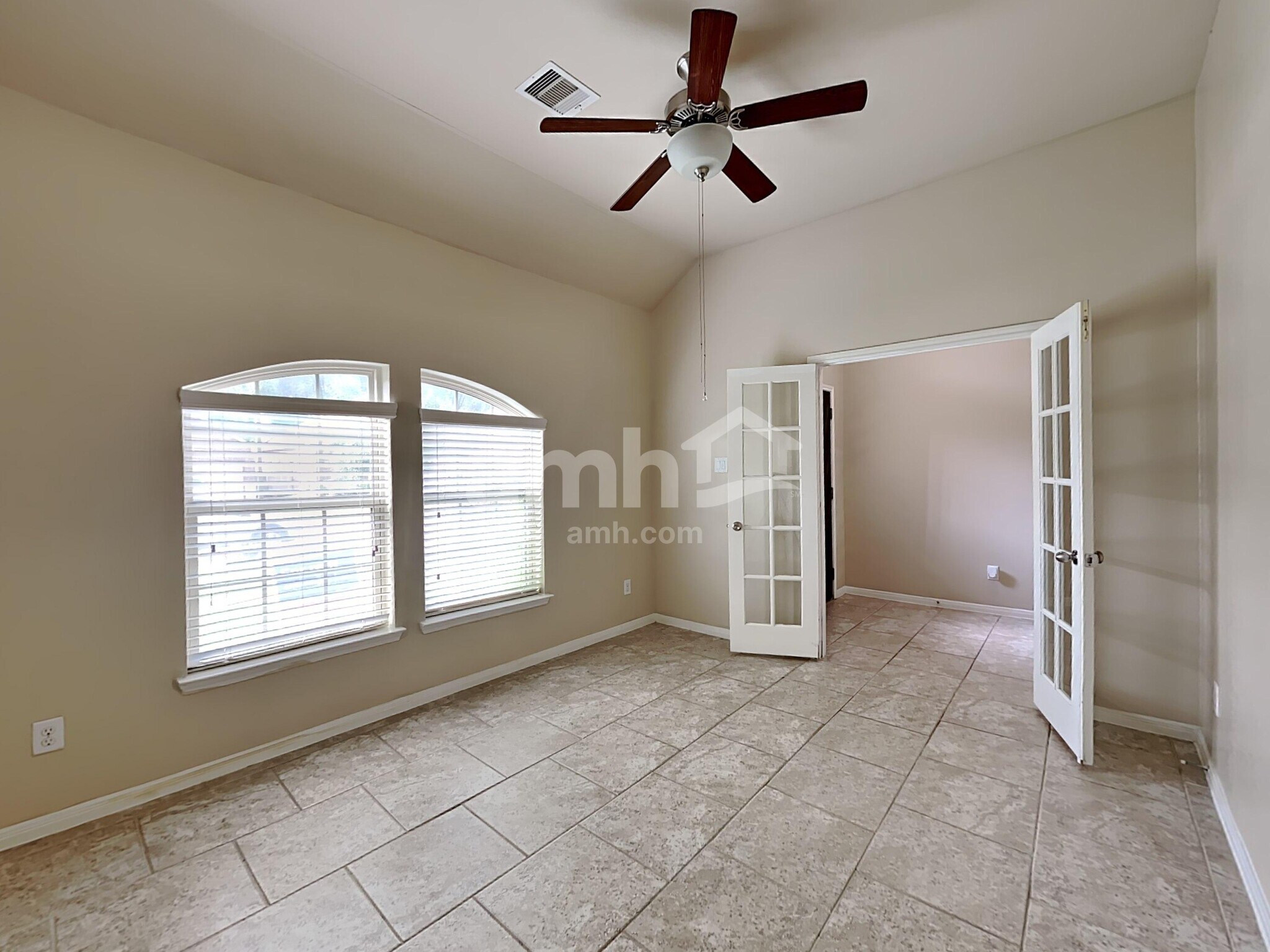 Building Photo - 7446 Durango Creek Dr