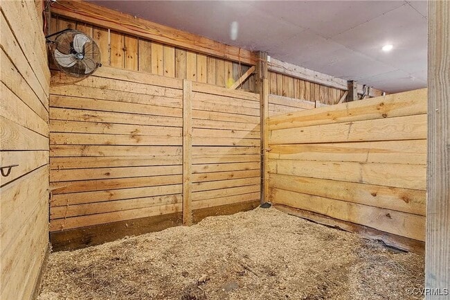 Building Photo - Rural Equestrian Retreat on 20 Acres