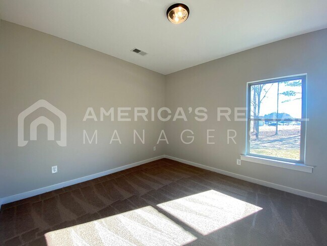 Building Photo - Home for Rent in Parrish, AL!!! Available to View Now!!!