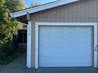 Building Photo - 3437 Viking Dr