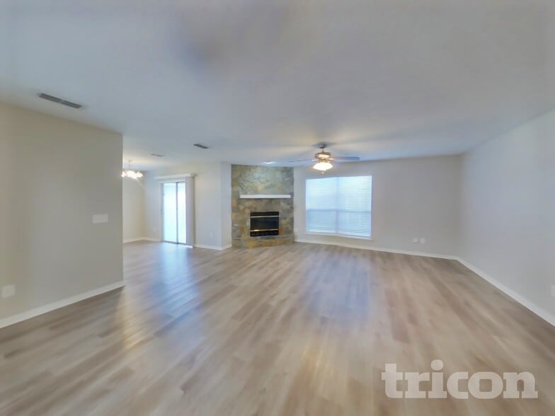 Building Photo - 6747 Long Meadow Cir S