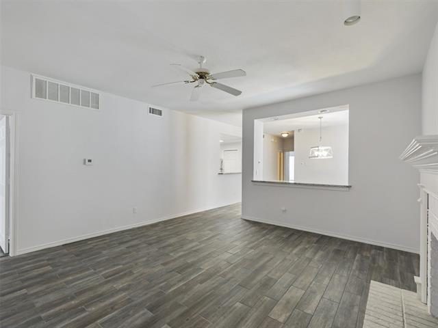 Building Photo - 12660 Hillcrest Rd