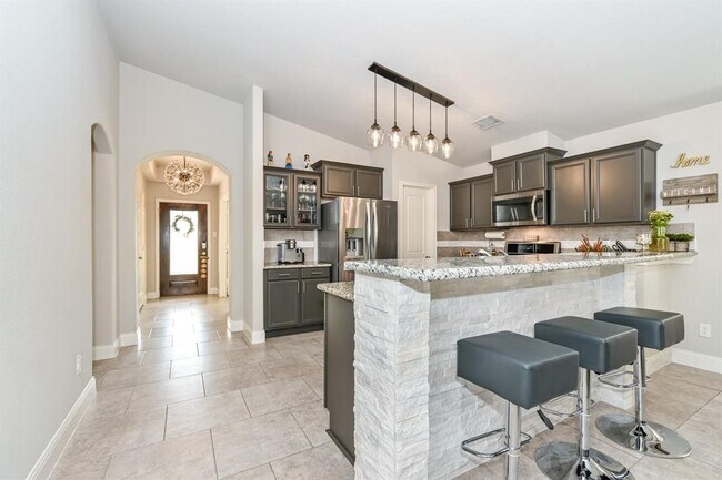 Building Photo - 14 Desert Sun Ct