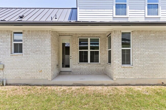 Building Photo - 4412 Tilley St
