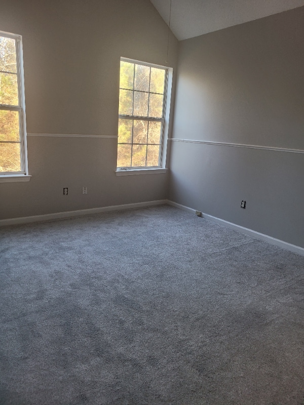 Building Photo - 3042 Knoll View Pl